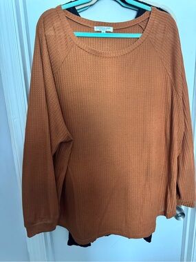 Chic Soul Waffle Knit Pullover in Rust